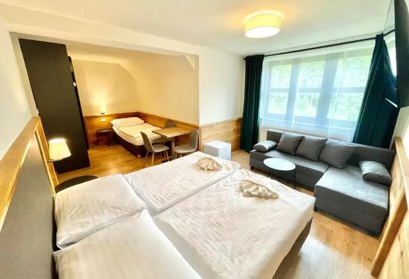 Majatalo Villa Pinus Slovenský Raj   Hotel čingov Dependance