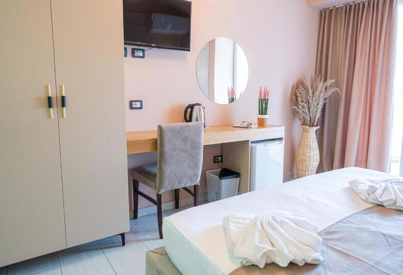 استراحتگاه Garden Palace