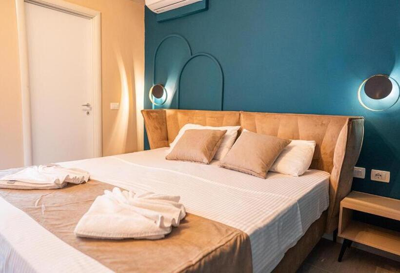 استراحتگاه Garden Palace