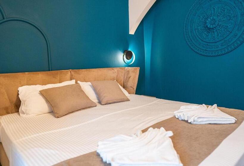 استراحتگاه Garden Palace