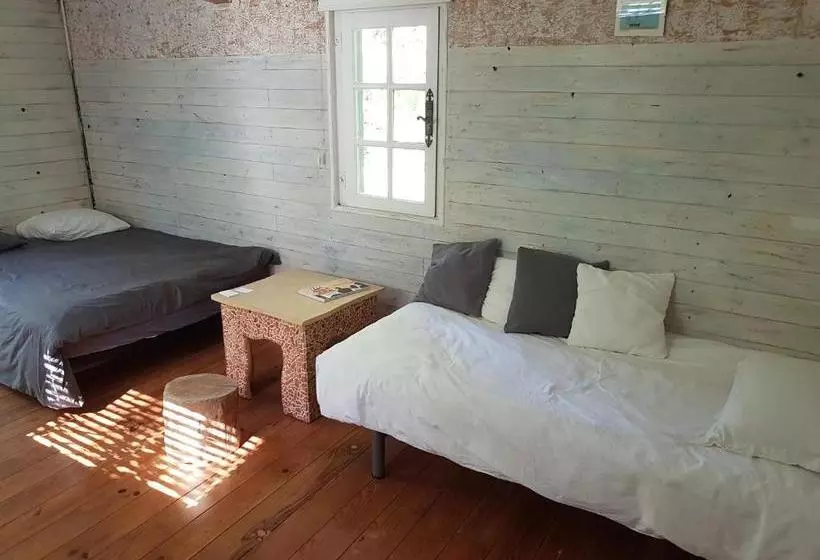 تختخواب و صبحانه Maison D Hôtes Le Calme