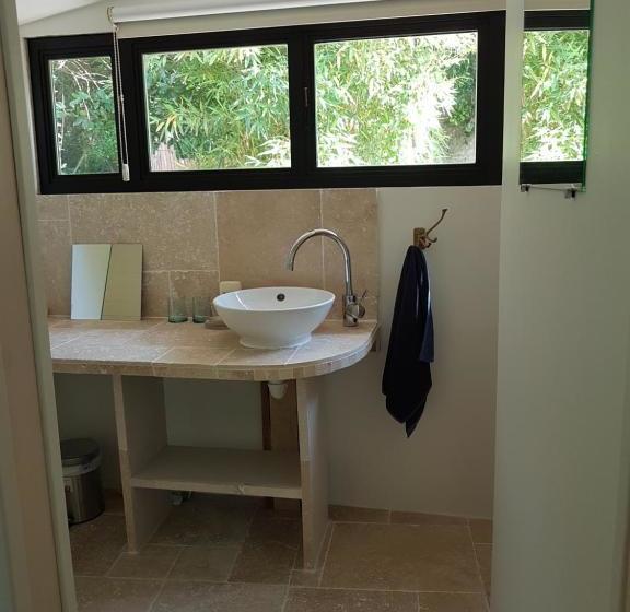 Bed and Breakfast Maison D Hôtes Le Calme