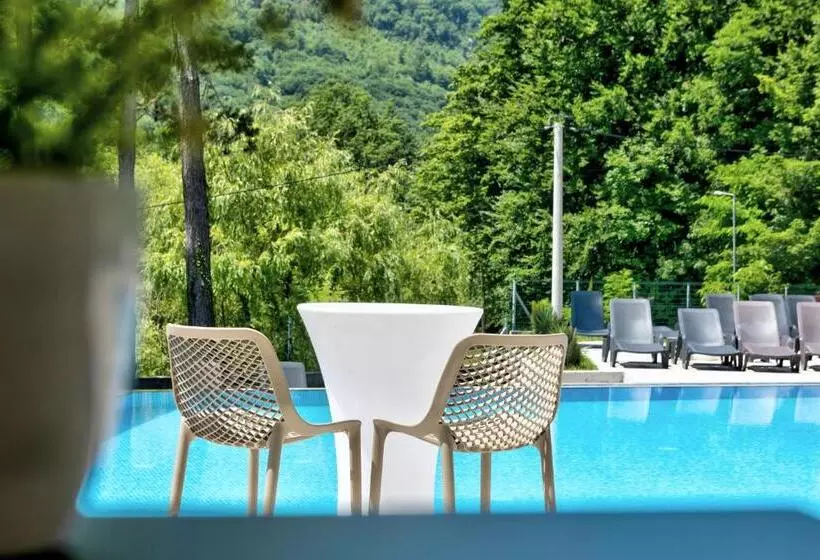 تختخواب و صبحانه Vila Sunce Village Resort Konjic