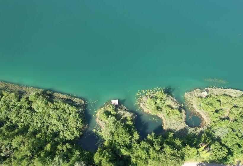 تختخواب و صبحانه Vila Sunce Village Resort Konjic