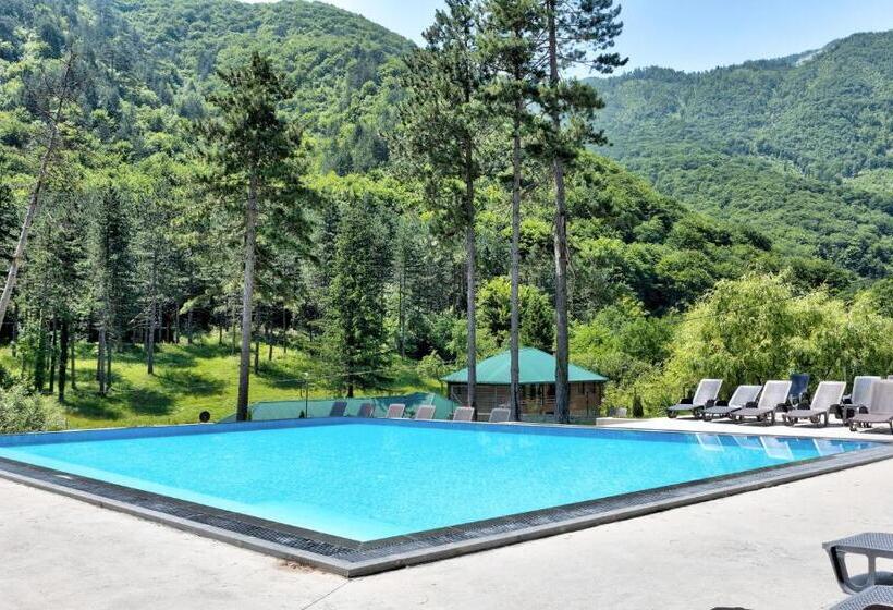 تختخواب و صبحانه Vila Sunce Village Resort Konjic