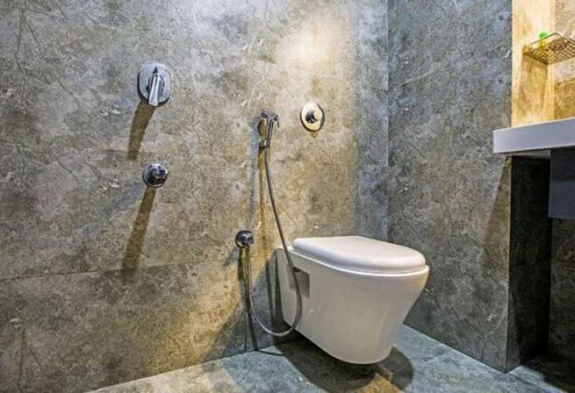 Fabhotel Prime Le Western Nr Mumbai International Airport