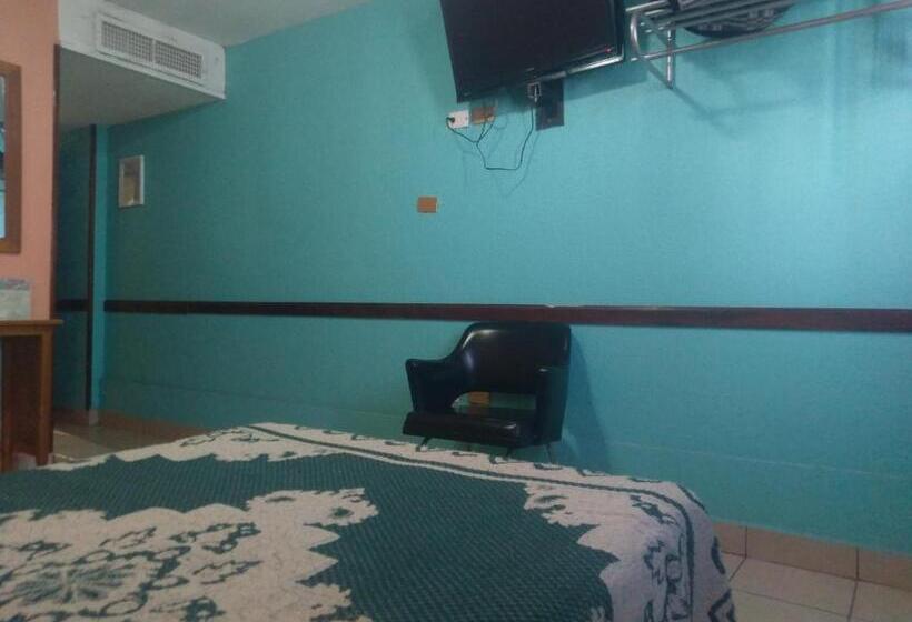 Szálloda Es Santa Regina