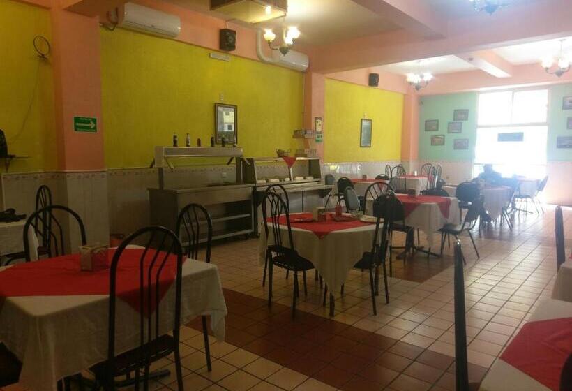 Szálloda Es Santa Regina