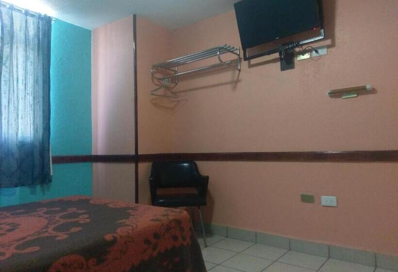 Szálloda Es Santa Regina