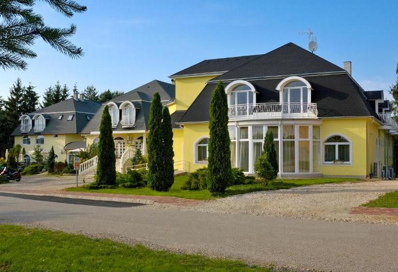 Отель Gosztola Gyöngye Az Erdő Szállodája