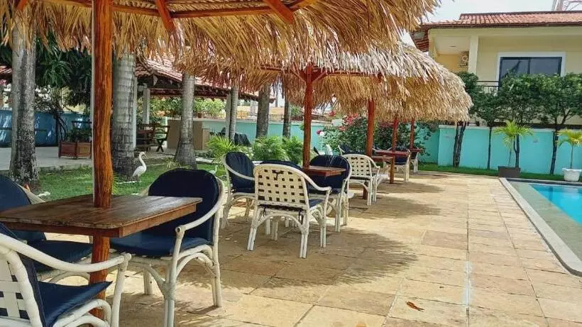Hotel Praia Bela