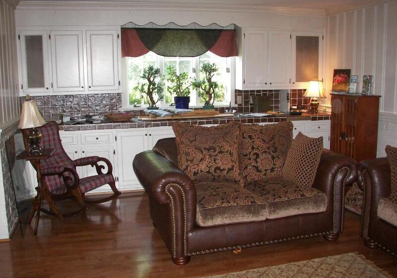 住宿加早餐  Longacre Of Appomattox