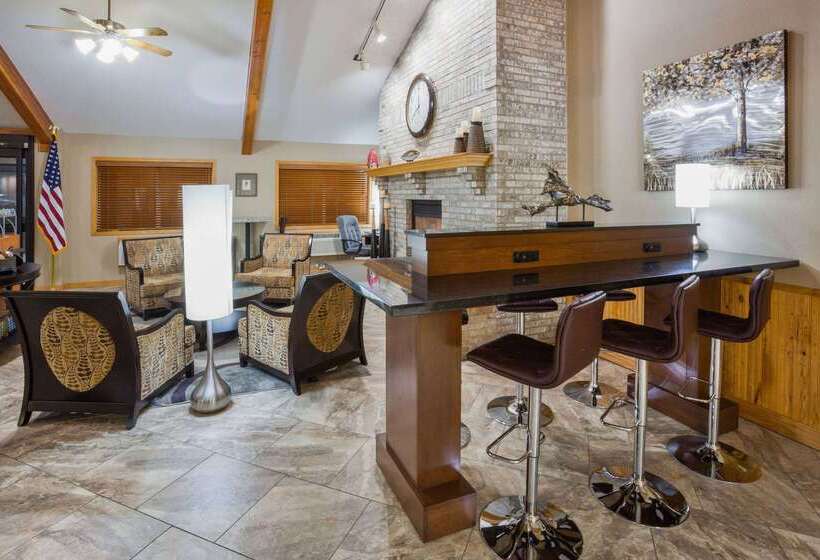 ホテル Americinn By Wyndham Sartell