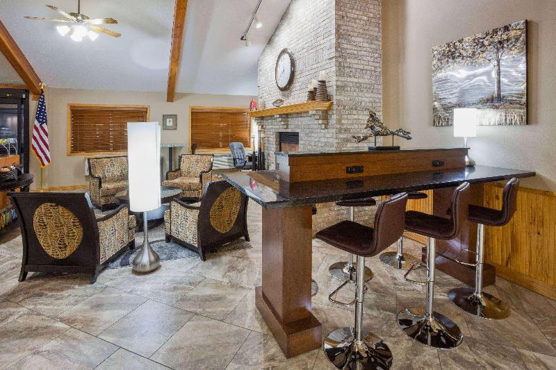 ホテル Americinn By Wyndham Sartell