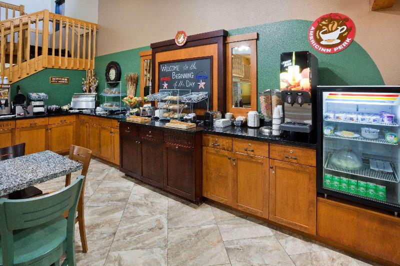 ホテル Americinn By Wyndham Sartell