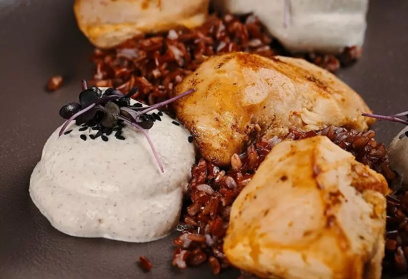 هتل Benefit Plaza Congress