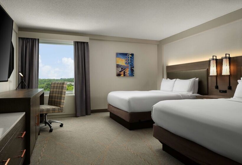 فندق Doubletree By Hilton Pittsburgh Airport