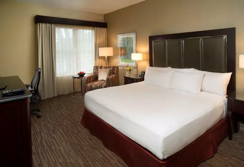 هتل Doubletree Raleigh Durham Airport At Research Triangle Park