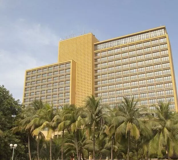 هتل Granada L Amitié