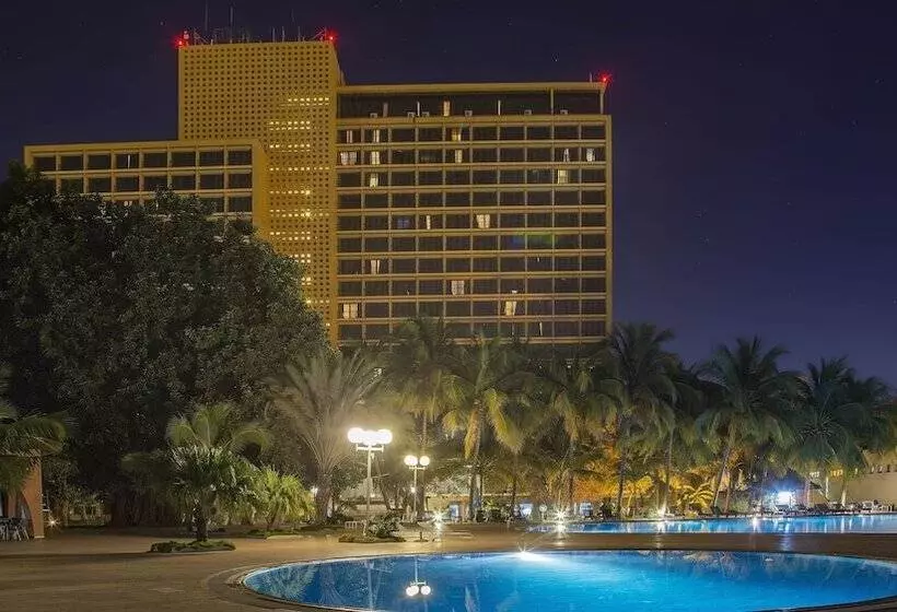 هتل Granada L Amitié