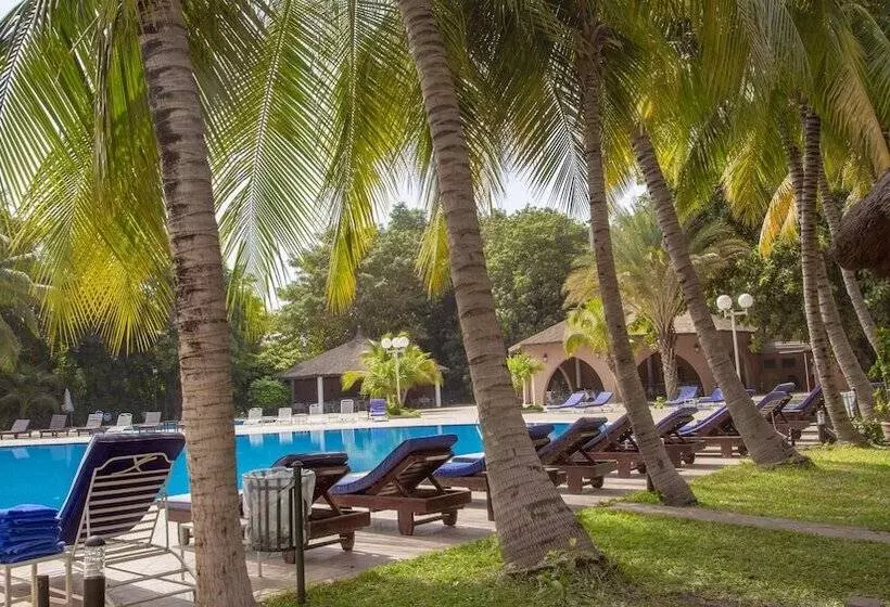 هتل Granada L Amitié