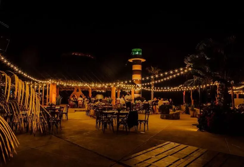 Guaycura Boutique Hotel, Beach Club & Spa