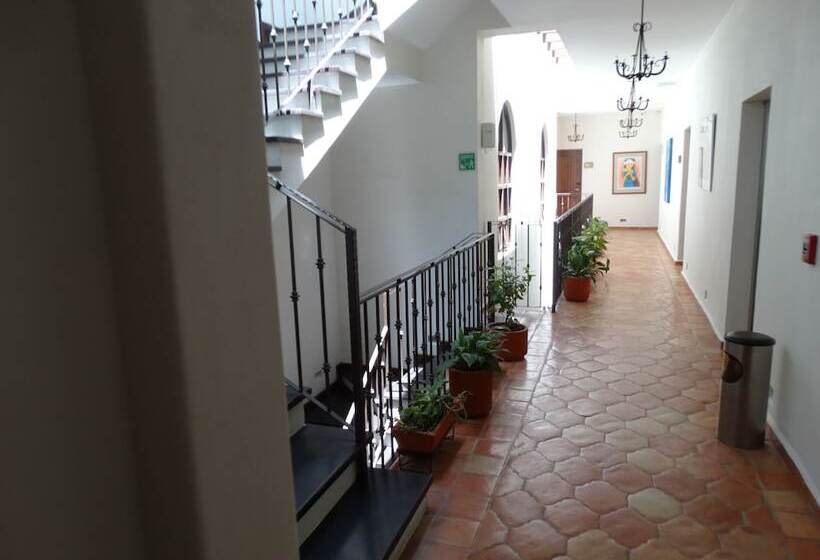 Guaycura Boutique Hotel, Beach Club & Spa