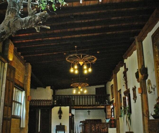 فندق Hacienda Don Juan