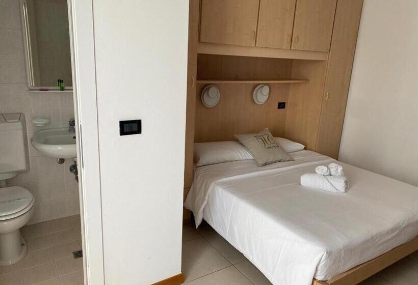 בית מלון כפרי Hc Resort Lignano