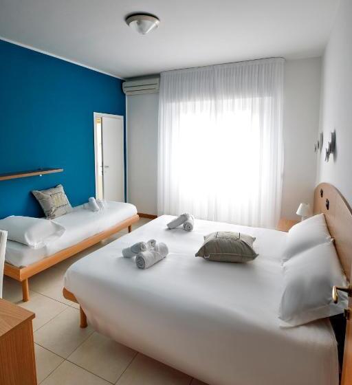 בית מלון כפרי Hc Resort Lignano