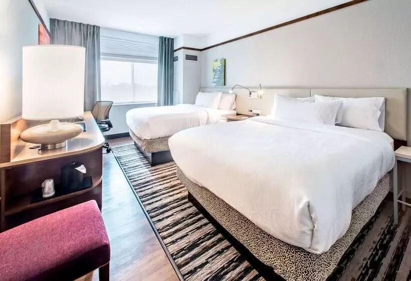 هتل Hilton Garden Inn Minneapolis Airport Mall Of America