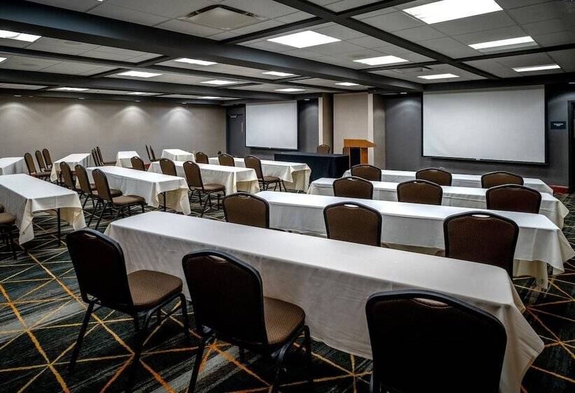 Holiday Inn Hotel & Suites Beckley, An Ihg