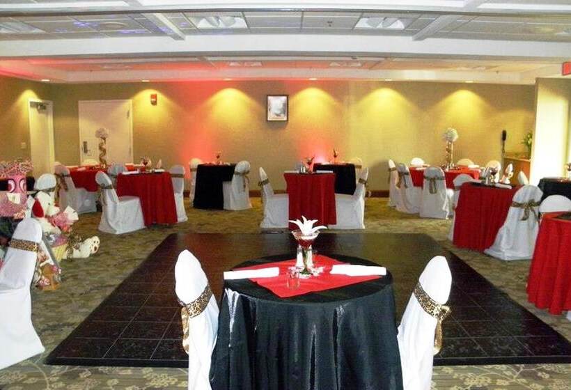 Holiday Inn Hotel & Suites Beckley, An Ihg