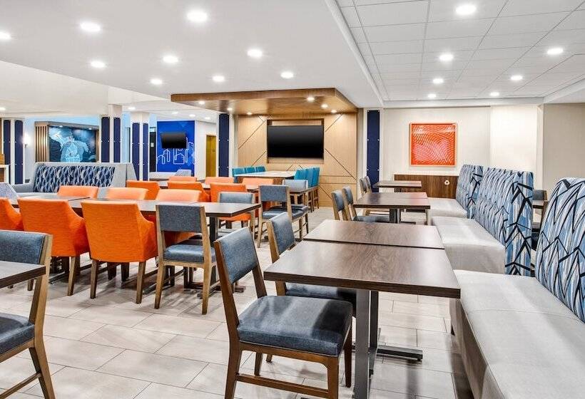 Holiday Inn Express Hotel & Suites   Belleville Area, An Ihg