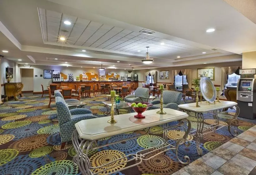 Holiday Inn Express Hotel & Suites   Belleville Area, An Ihg