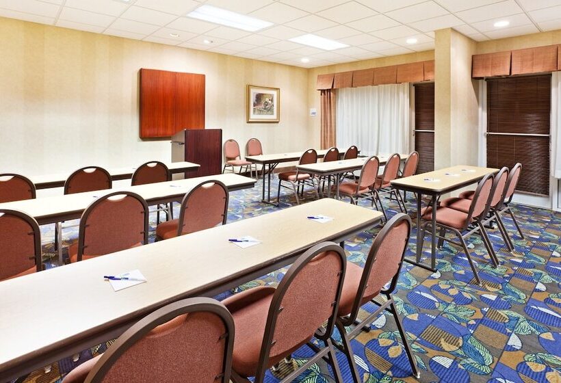 ホテル Holiday Inn Express & Suites Sylva / Dillsboro, An Ihg