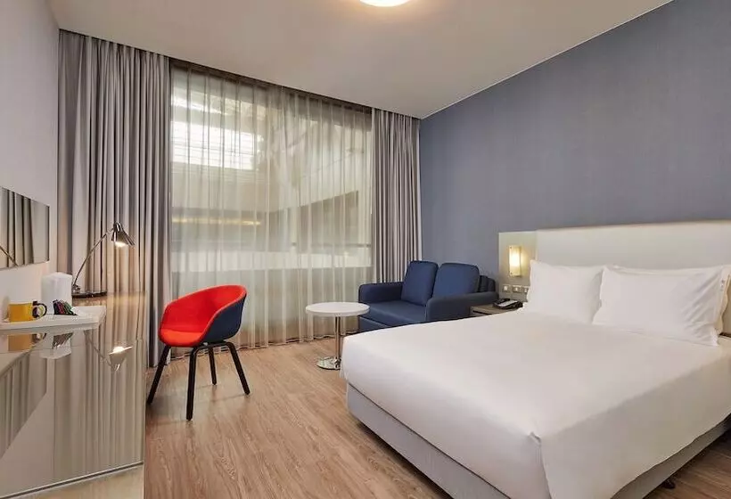 ホテル Holiday Inn Express Taichung Park, An Ihg