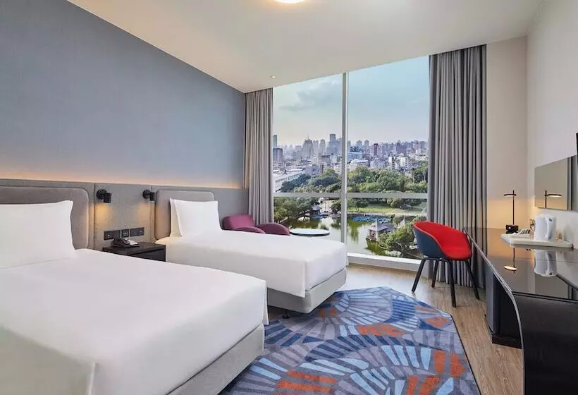 ホテル Holiday Inn Express Taichung Park, An Ihg