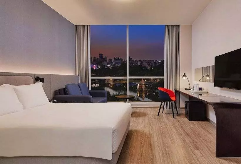 ホテル Holiday Inn Express Taichung Park, An Ihg