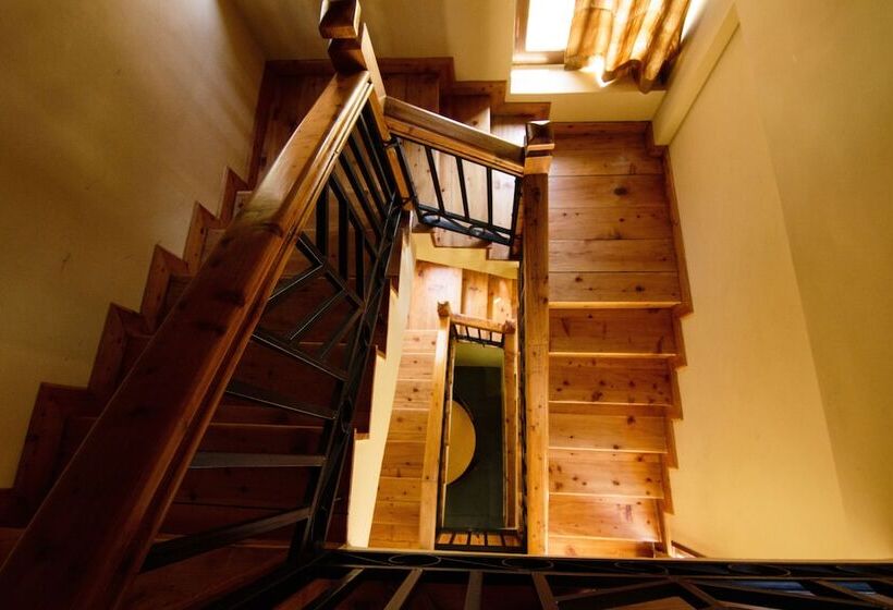 酒店 Johnson Lodge & Spa