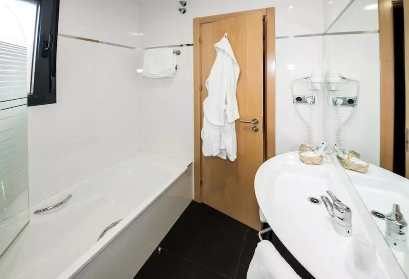 فندق Puerta De La Santa