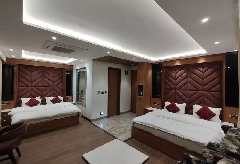 בית מלון כפרי Sagrika Resort Dalhousie