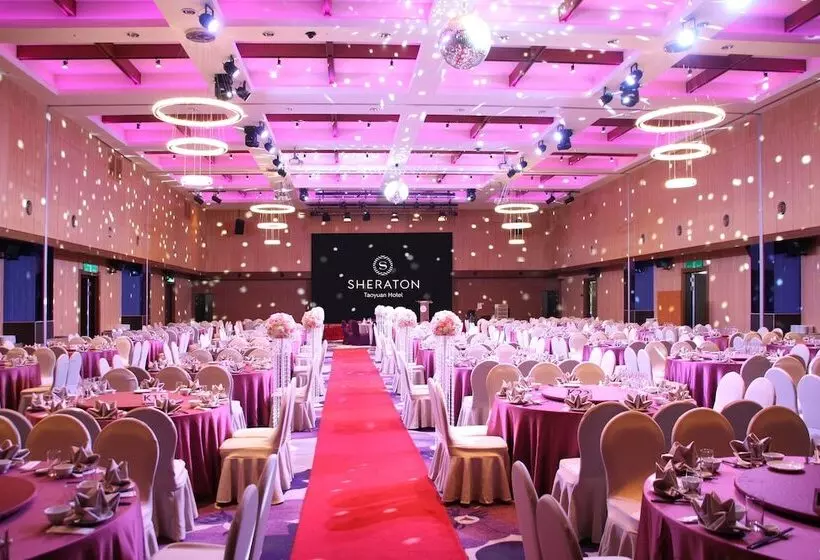 هتل Sheraton Taoyuan
