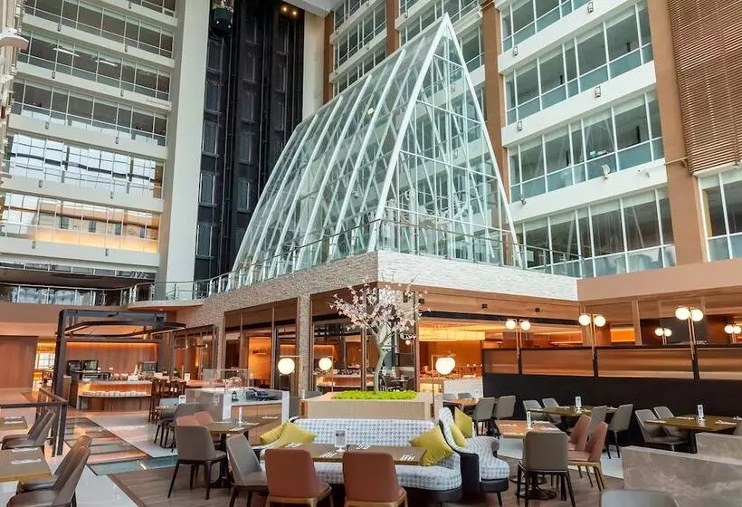 هتل Sheraton Taoyuan