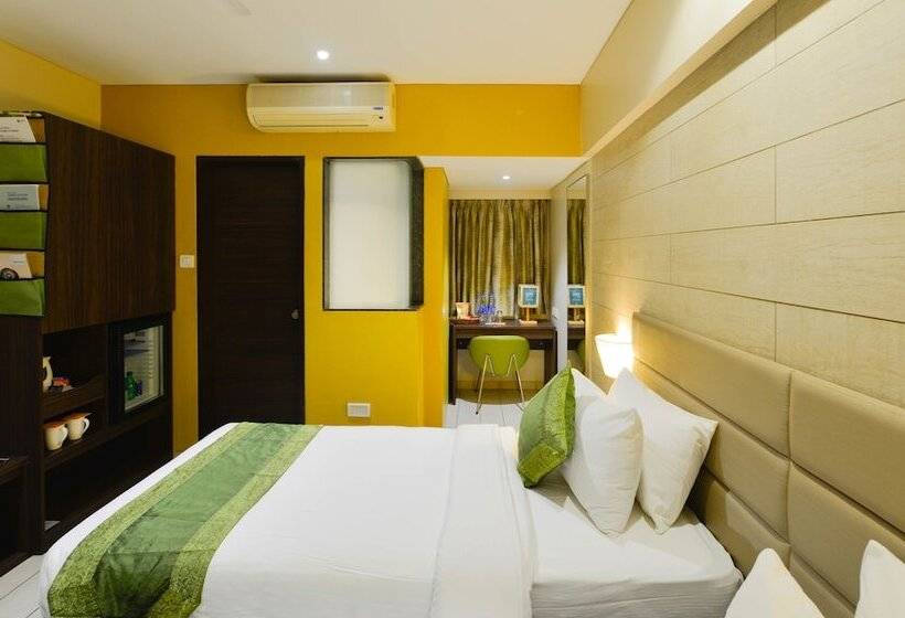 Click Hotel Vadodara 4 Mins Walk For The Railway Station
