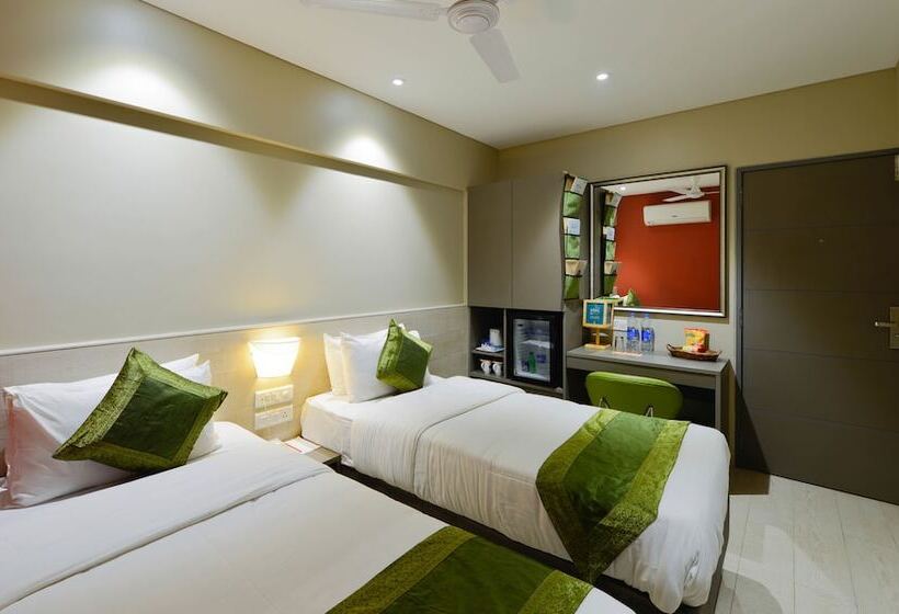 Click Hotel Vadodara 4 Mins Walk For The Railway Station