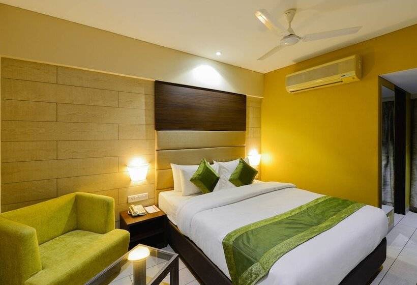 Click Hotel Vadodara 4 Mins Walk For The Railway Station