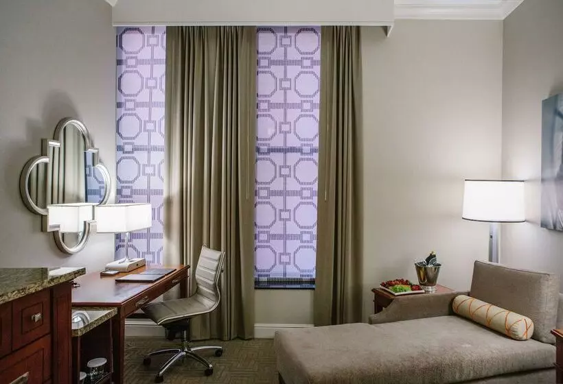 هتل The Pennywell