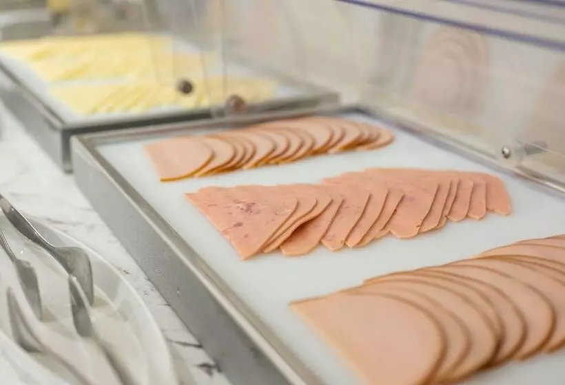 Sea View Hotel & Apartments