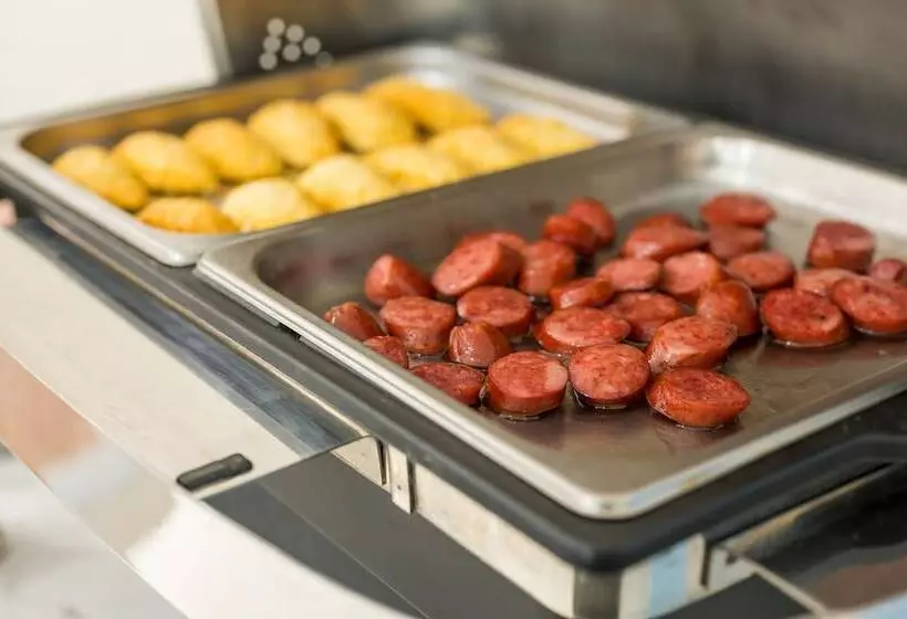 Sea View Hotel & Apartments